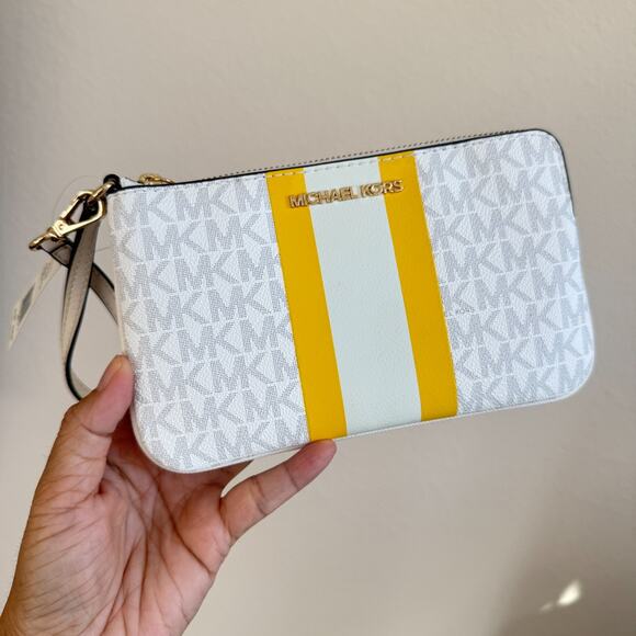 Michael Kors Jet Set Travel Large Top Zip Signature Bright White $148 - Picture 1 of 9